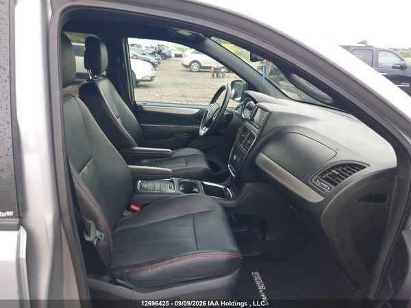 2013 DODGE GRAND CARAVAN R/T — I5