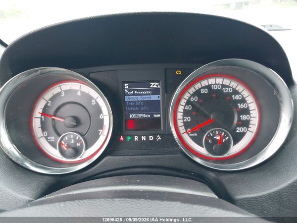 2013 DODGE GRAND CARAVAN R/T — I7