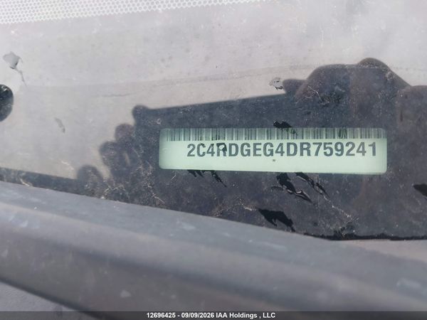2013 DODGE GRAND CARAVAN R/T — I9