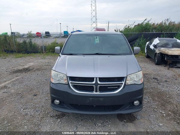 2013 DODGE GRAND CARAVAN R/T — I12