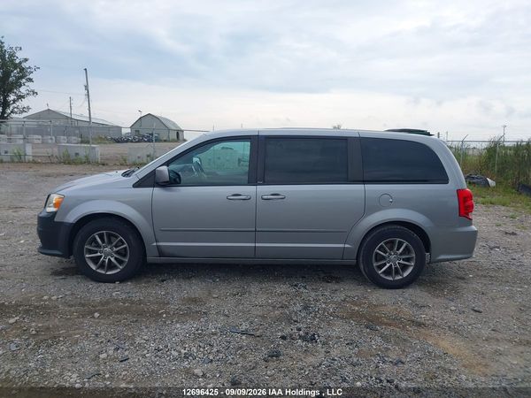 2013 DODGE GRAND CARAVAN R/T — I14