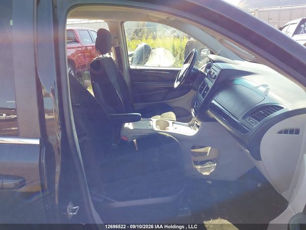2016 DODGE GRAND CARAVAN CREW — I5