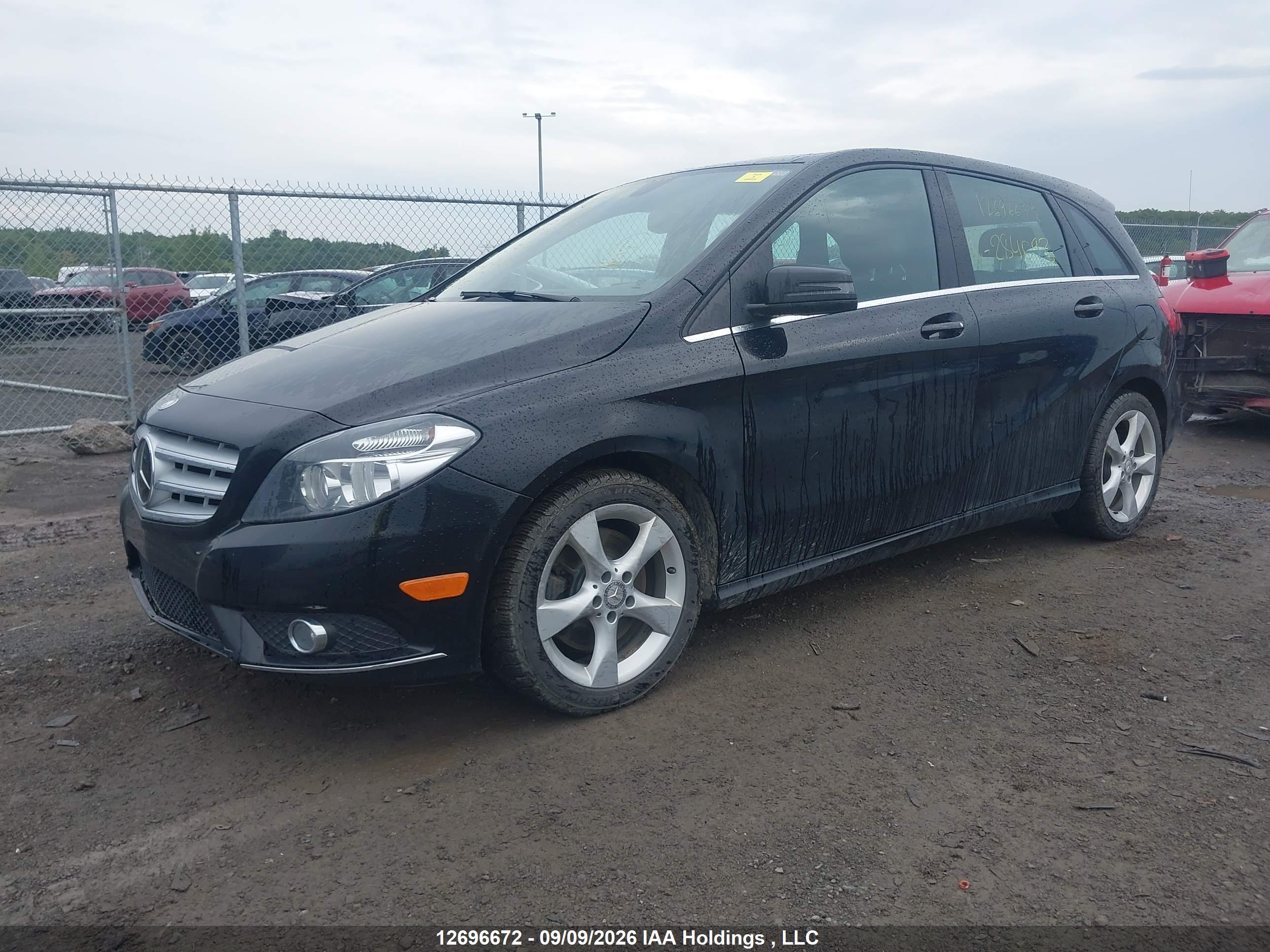 2014 MERCEDES-BENZ B250 — I2