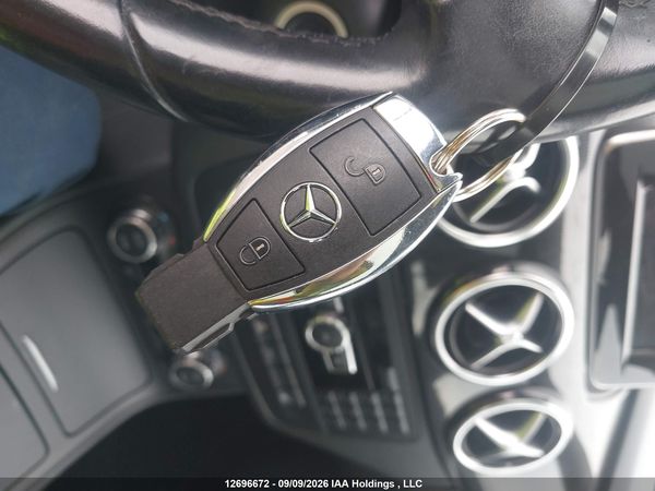 2014 MERCEDES-BENZ B250 — I11