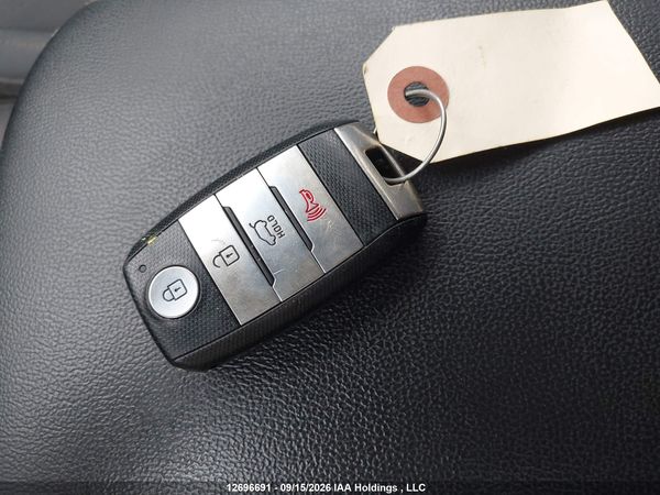 2019 KIA SORENTO 2.4L LX — I11