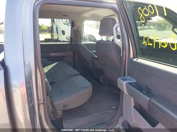 2024 FORD F-150 XLT — I8