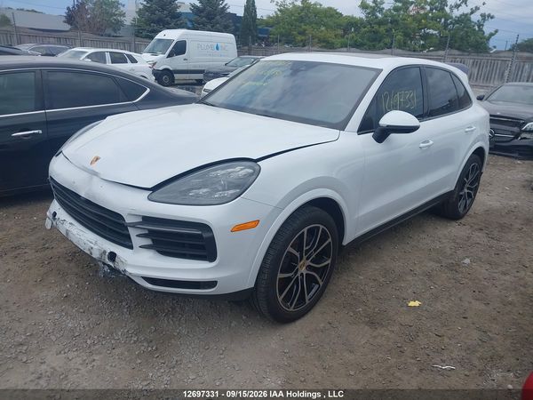 2021 PORSCHE CAYENNE — I2