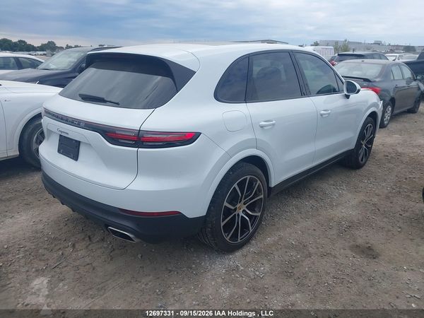 2021 PORSCHE CAYENNE — I4