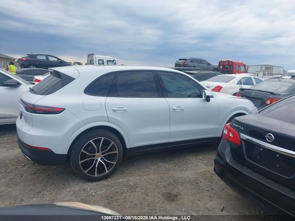 2021 PORSCHE CAYENNE — I13