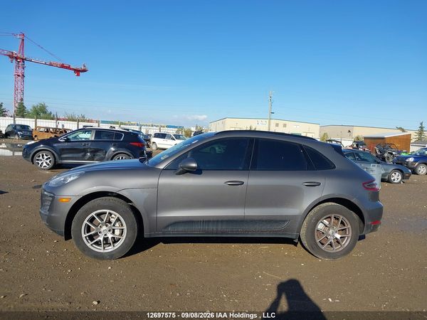 2015 PORSCHE MACAN S