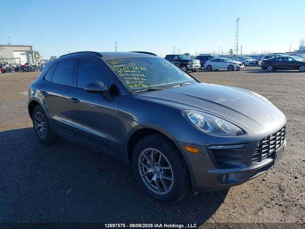 2015 PORSCHE MACAN S