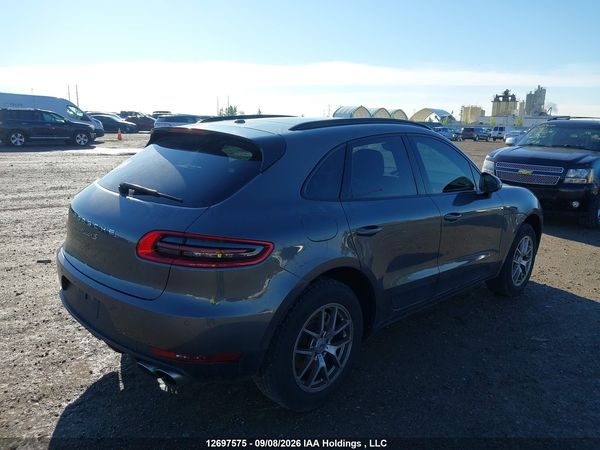 2015 PORSCHE MACAN S
