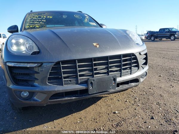 2015 PORSCHE MACAN S
