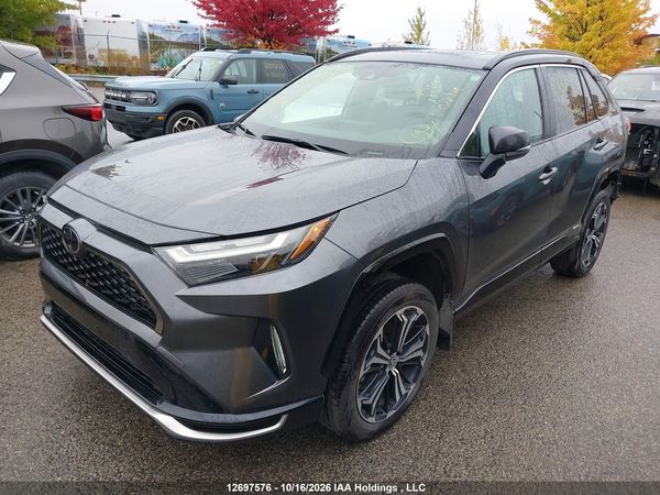 2025 TOYOTA RAV4 XSE — I2