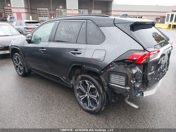 2025 TOYOTA RAV4 XSE — I3