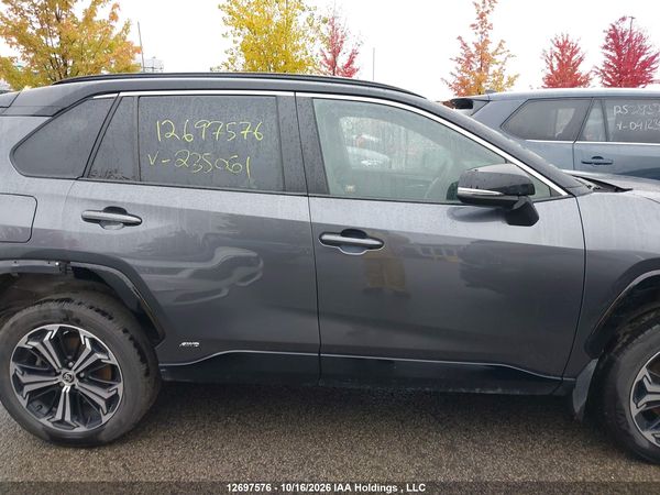 2025 TOYOTA RAV4 XSE — I14
