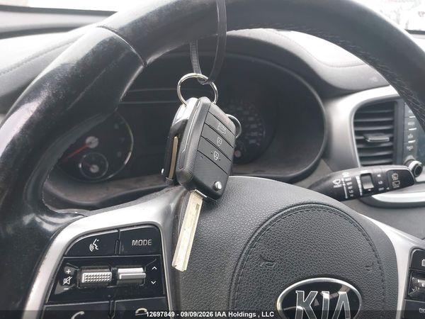 2019 KIA SORENTO 2.4L LX
