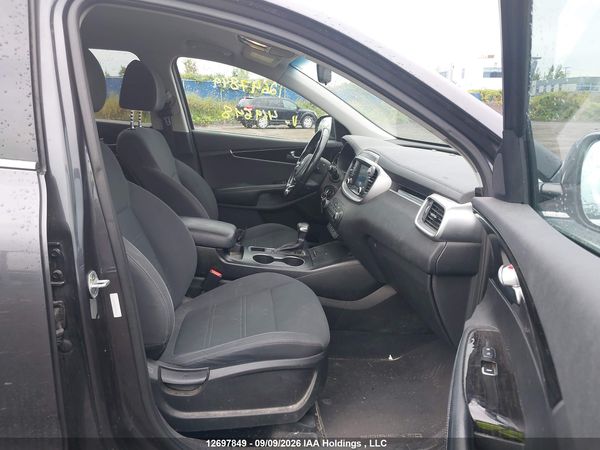 2019 KIA SORENTO 2.4L LX