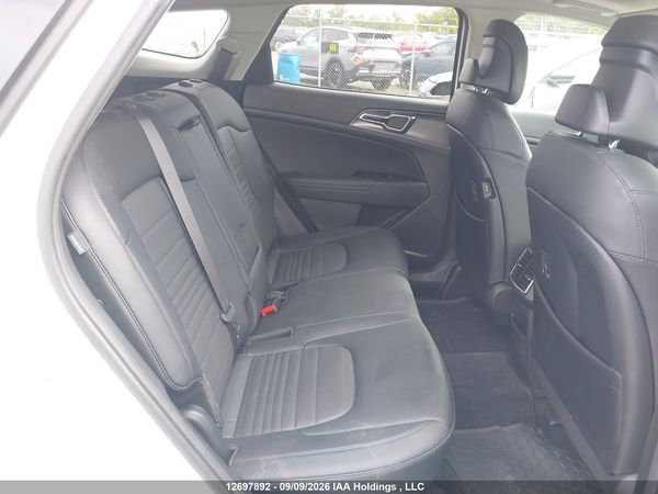 2025 KIA SPORTAGE EX/EX PREMIUM — I8