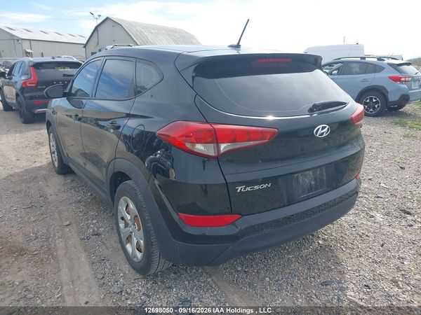 2016 HYUNDAI TUCSON SE — I3