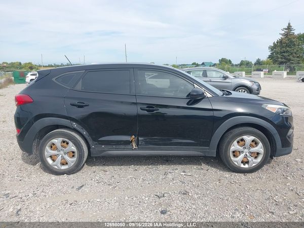 2016 HYUNDAI TUCSON SE — I13