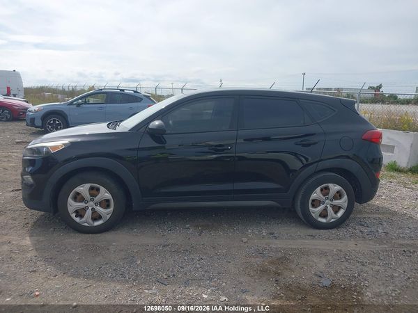 2016 HYUNDAI TUCSON SE — I14