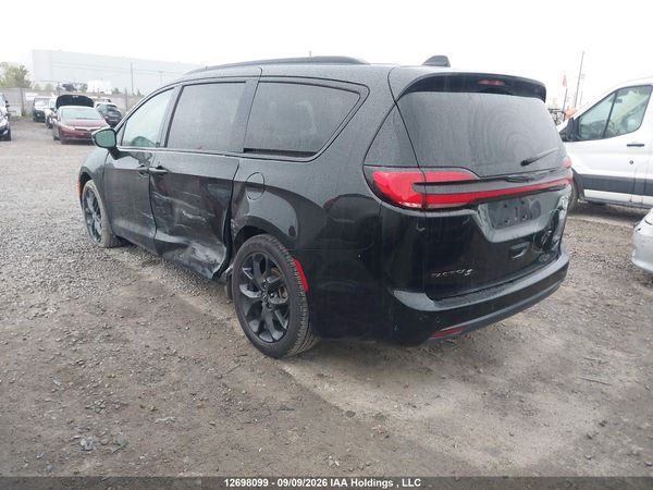 2025 CHRYSLER PACIFICA LIMITED — I3