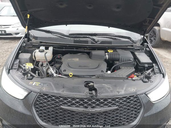 2025 CHRYSLER PACIFICA LIMITED — I10