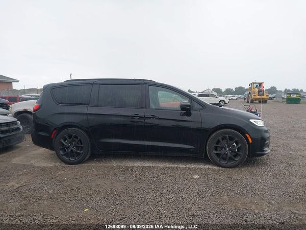 2025 CHRYSLER PACIFICA LIMITED — I13
