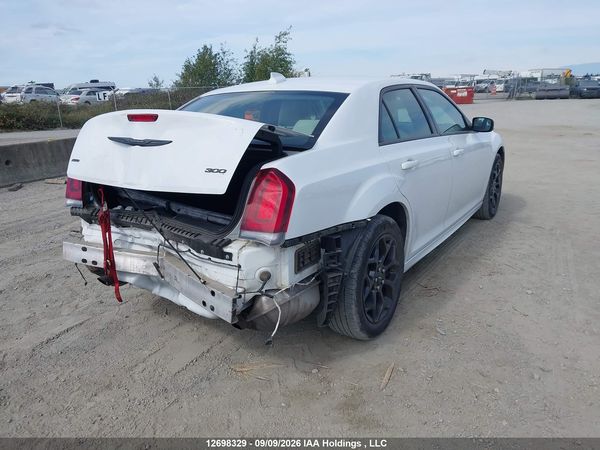 2023 CHRYSLER 300 TOURING-L AWD — I4