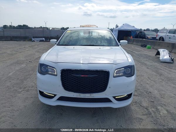 2023 CHRYSLER 300 TOURING-L AWD — I13