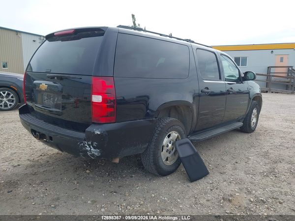 2013 CHEVROLET SUBURBAN K1500 LS — I4