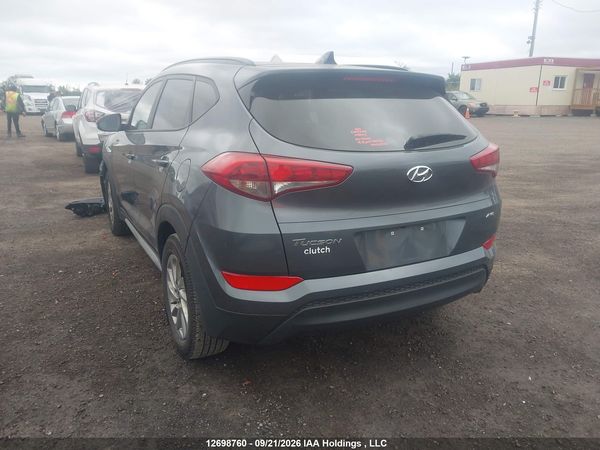 2018 HYUNDAI TUCSON SE 2.0L — I3