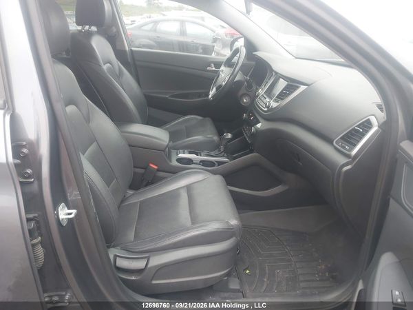 2018 HYUNDAI TUCSON SE 2.0L — I5