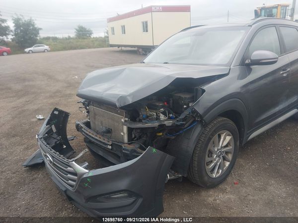 2018 HYUNDAI TUCSON SE 2.0L — I6