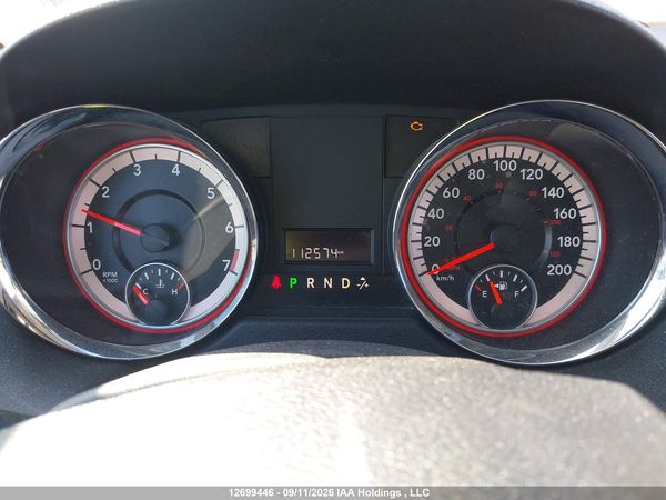 2013 DODGE GRAND CARAVAN SE/SXT — I7