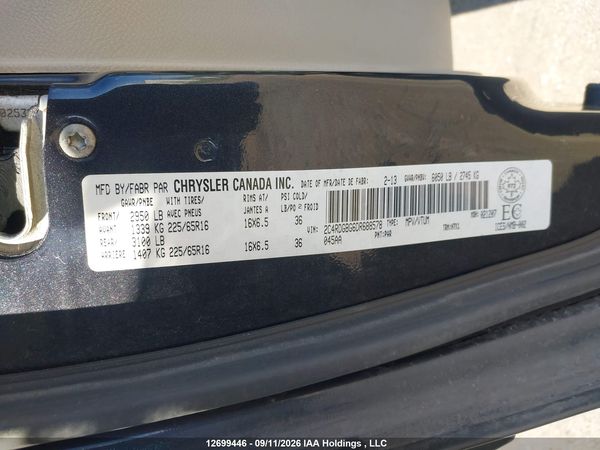 2013 DODGE GRAND CARAVAN SE/SXT — I9