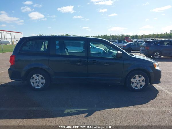 2013 DODGE GRAND CARAVAN SE/SXT — I13