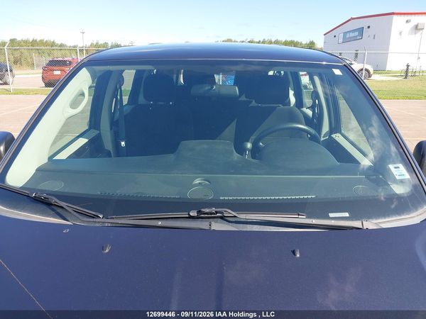 2013 DODGE GRAND CARAVAN SE/SXT — I17