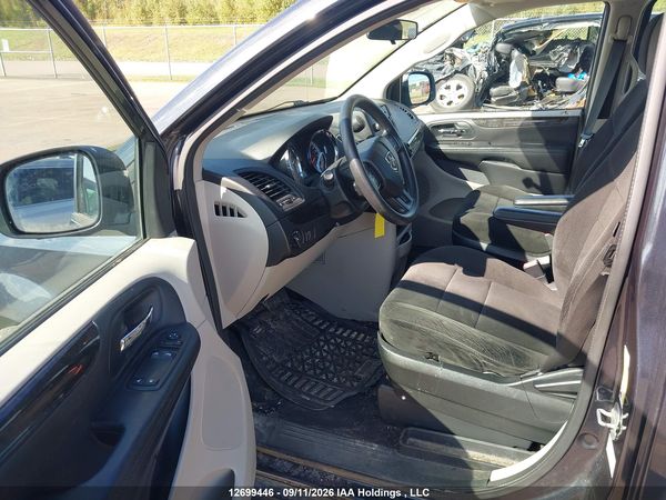 2013 DODGE GRAND CARAVAN SE/SXT — I19