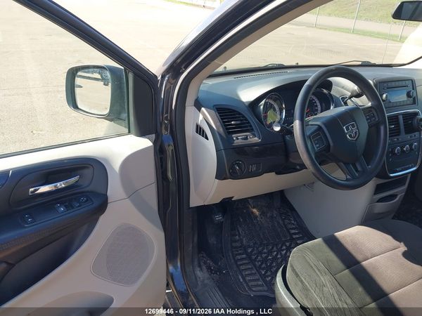 2013 DODGE GRAND CARAVAN SE/SXT — I20