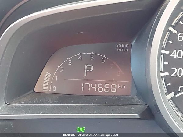 2018 MAZDA 3 SE — I15