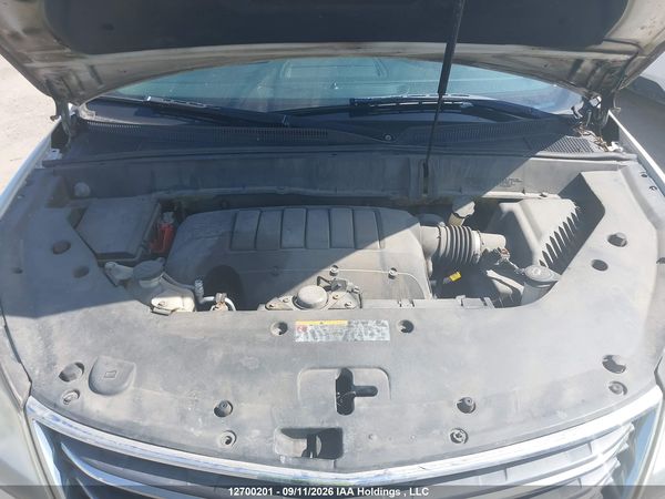 2013 CHEVROLET TRAVERSE 1LT — I10