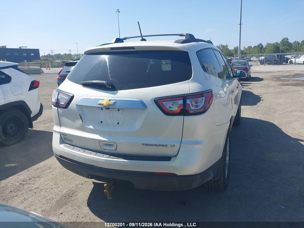 2013 CHEVROLET TRAVERSE 1LT — I16