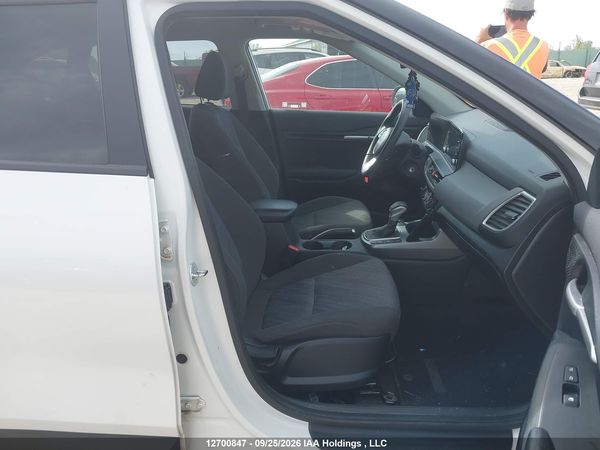 2024 KIA SELTOS LX — I5