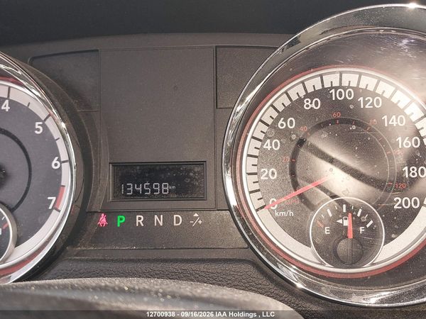 2012 DODGE GRAND CARAVAN SE/SXT — I7