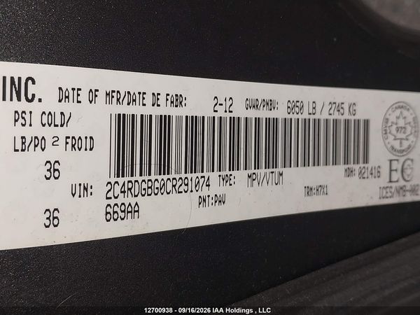 2012 DODGE GRAND CARAVAN SE/SXT — I17
