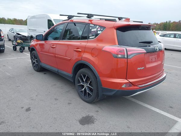 2016 TOYOTA RAV4 SE — I3