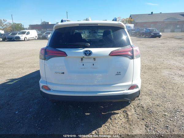 2018 TOYOTA RAV4 LE — I15
