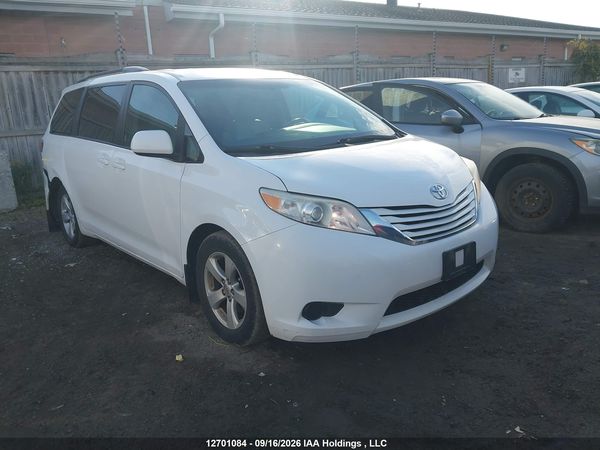 2017 TOYOTA SIENNA LE Mobility/LE — I1